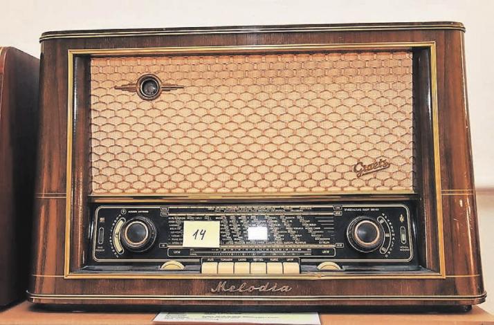 Radios sorgten in den 20er Jahren für einen zunehmenden Stromverbrauch in Privathaushalten Radios sorgten in den 20er Jahren für einen zunehmenden Stromverbrauch in Privathaushalten