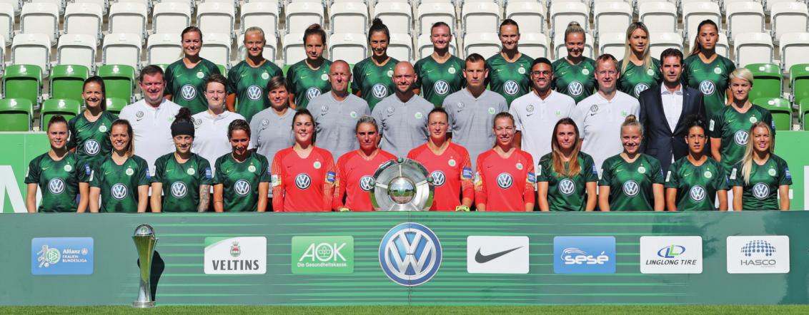 VFL Wolfsburg die Mannschaft für die Saison 2018/19 Image 1