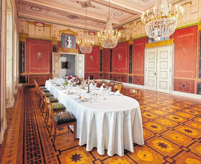Blick in den herrschaftlichen Speisesaal von Schloss Villa Ludwigshöhe. Bild: GDKE RLP Blick in den herrschaftlichen Speisesaal von Schloss Villa Ludwigshöhe. Bild: GDKE RLP