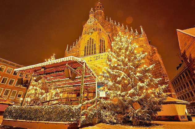 Besinnliche Vorweihnachtszeit in Tirol FOTO: FOTOLIA/THIEMO WENKEMANN Besinnliche Vorweihnachtszeit in Tirol FOTO: FOTOLIA/THIEMO WENKEMANN