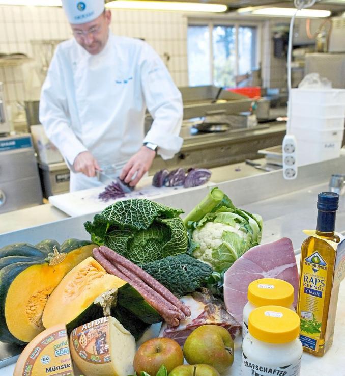 Die Qualität unseres Essens ist ein zentrales Thema für Slow Food. Foto: Gentsch/dpa Die Qualität unseres Essens ist ein zentrales Thema für Slow Food. Foto: Gentsch/dpa