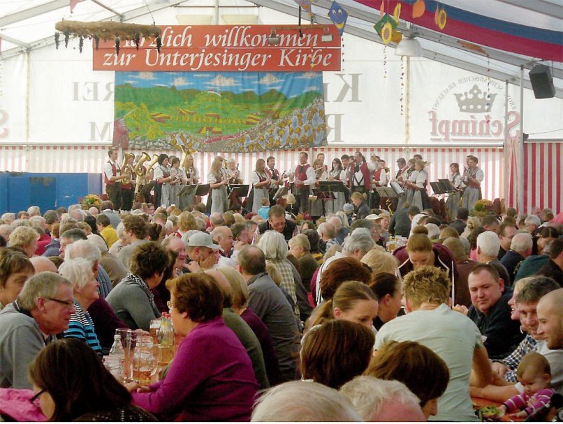 Viel Musik und gute Stimmung: Von Freitag, 2., bis Montag, 5. November, steigt in Unterjesingen die Kirbe im Festzelt und drumherum. Archivbild: Festgemeinschaft Unterjesinger Kirbe