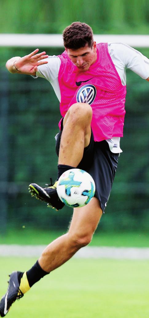 Wurde schnell zur Identifi kationsfi gur: VfL-Stürmer Mario Gomez.