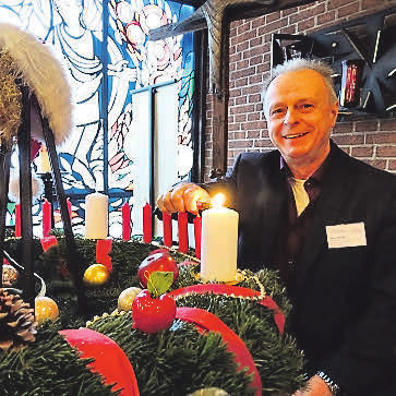Benno Blings (60) ist Leiter des Seniorenzentrums Wilhelm-MaxenHaus in Garbsen. Gemeinsam mit seinem Mitarbeiterteam steht er alljährlich vor der Herausforderung, den Bewohnern eine besinnliche und frohe Weihnachtszeit zu bereiten.