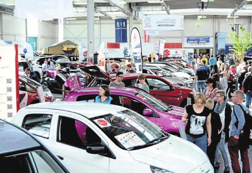 Neueste Modelle. Bei der großen AutoSchau werden aktuelle Neuheiten und attraktive Messeangebote präsentiert. Fotos: afa-messe.de Neueste Modelle. Bei der großen AutoSchau werden aktuelle Neuheiten und attraktive Messeangebote präsentiert. Fotos: afa-messe.de