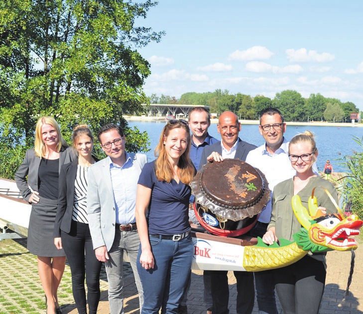 Maria Appel und Britta Gramlich (MHP), Alexander Kales (VWIT), Monika Müller, Andreas Höhne (WKC), Luciano Onnis (Autostadt), Oliver Paprotny (WKC) sowie Melanie Zastrow (VW-IT). Maria Appel und Britta Gramlich (MHP), Alexander Kales (VWIT), Monika Müller, Andreas Höhne (WKC), Luciano Onnis (Autostadt), Oliver Paprotny (WKC) sowie Melanie Zastrow (VW-IT).