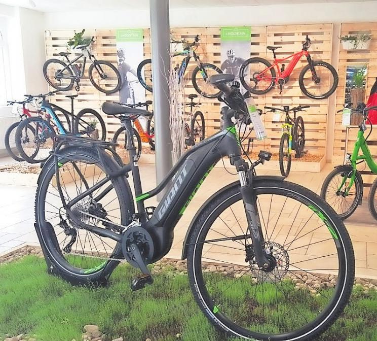 Mehr als 100 verschiedene Modelle warten im eBike Store Leipzig auf Probefahrten mit eBike-Begeisterten. Foto: eBike Store Mehr als 100 verschiedene Modelle warten im eBike Store Leipzig auf Probefahrten mit eBike-Begeisterten. Foto: eBike Store