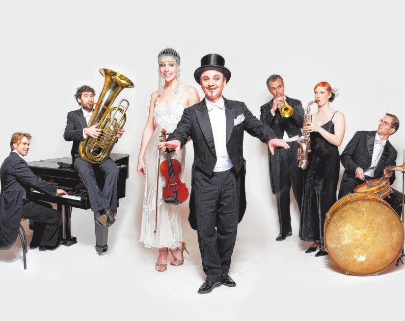 Das CASANOVA SOCIETY ORCHESTRA kommt am zweiten Weihnachtstag ins Theater nach Putbus. FOTOS (2): AGENTUR Das CASANOVA SOCIETY ORCHESTRA kommt am zweiten Weihnachtstag ins Theater nach Putbus. FOTOS (2): AGENTUR