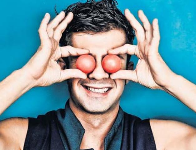 Diogo Alvares aus Brasilien begeistert das Publikum mit seiner Illusionsshow. Foto: Agentur
