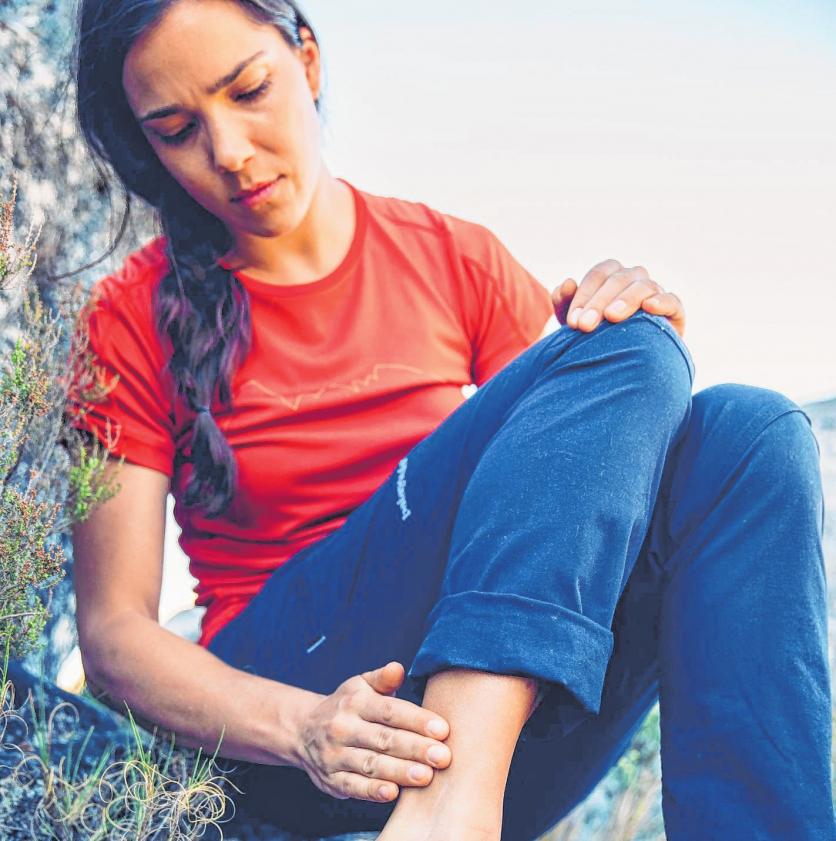 Bei Outdoor-Aktivitäten im Sommer kann es leicht zu Verletzungen kommen. Bild: djd/Weleda AG/Michael Müller KME Bei Outdoor-Aktivitäten im Sommer kann es leicht zu Verletzungen kommen. Bild: djd/Weleda AG/Michael Müller KME
