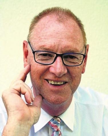 Bürgermeister Josef Böck: Liebens- und Lebenswert – Eingebettet in schöner Natur = Heimat = Langenneufnach Bürgermeister Josef Böck: Liebens- und Lebenswert – Eingebettet in schöner Natur = Heimat = Langenneufnach