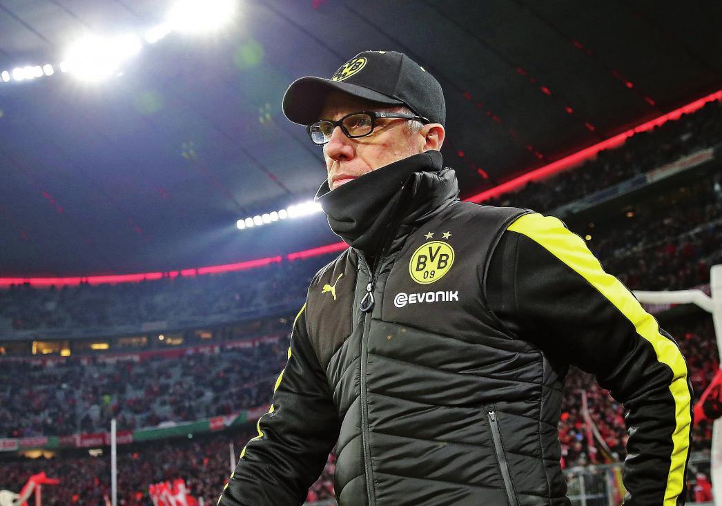 Raus aus Köln, rein in die neuen Klamotten: Peter Stöger übernahm Borussia Dortmund.