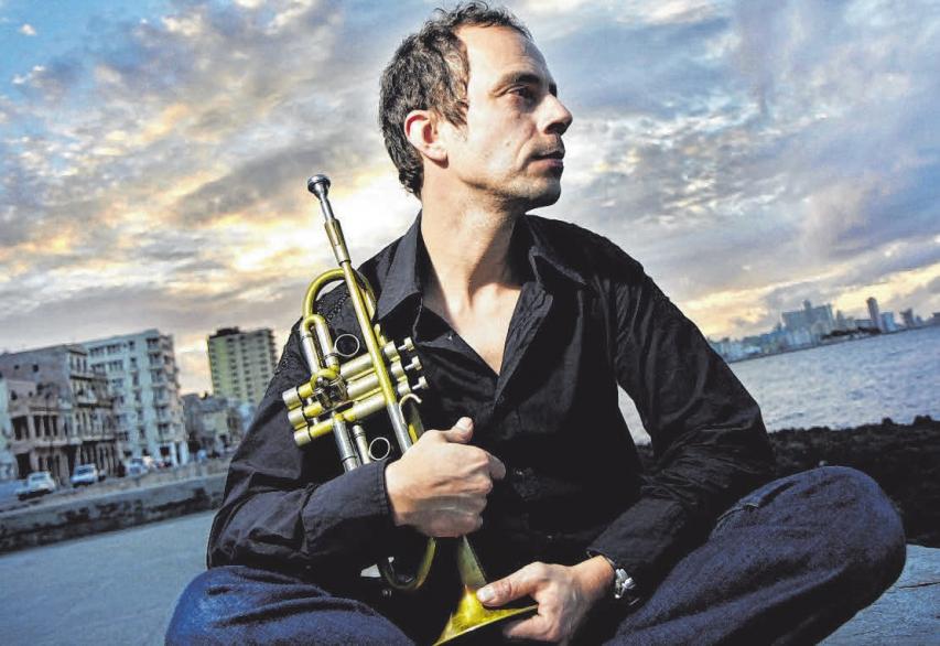 Joo Kraus und die SWR-Big Band sind am Samstag zu hören.