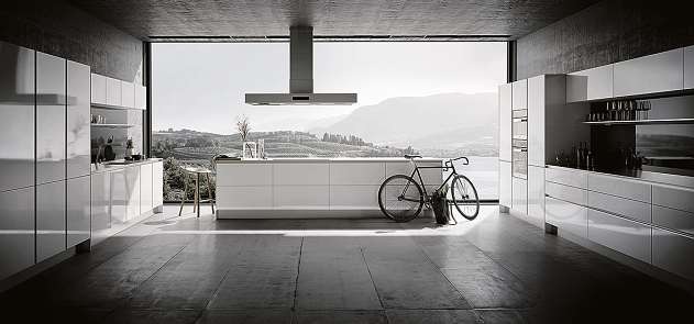 Siematic-Stilwelt PURE ist bis ins kleinste Detail präzise verarbeitet. FOTO: 2018 SIEMATIC Siematic-Stilwelt PURE ist bis ins kleinste Detail präzise verarbeitet. FOTO: 2018 SIEMATIC