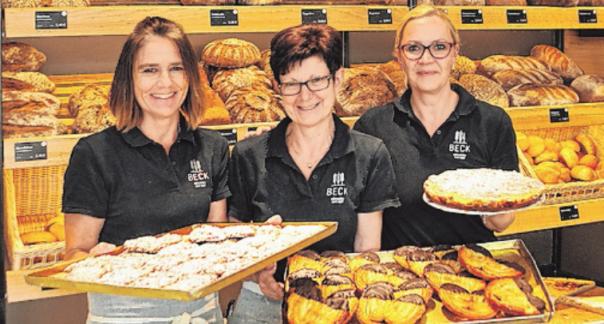 Die freundlichen Damen vom Bäckerladen im Edeka-Markt Beck – bei ihnen gibt es „Dinkelseelen“, „Mürbe“, „Günterslebener Bauernbrot“ und für die Grillsaison leckere „Rebstöckli“. FOTOS ZWIRNER