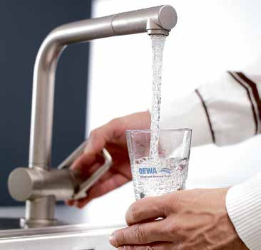 Seit dem 1. Januar betreibt die OEWA Wasser und Abwasser GmbH die Trinkwasseranlagen im Auftrag der Stadtwerke Celle und sichert damit die Versorgung der Einwohner mit dem kühlen Nass - rund um die Uhr. Foto: OEWA/Torsten Pross Seit dem 1. Januar betreibt die OEWA Wasser und Abwasser GmbH die Trinkwasseranlagen im Auftrag der Stadtwerke Celle und sichert damit die Versorgung der Einwohner mit dem kühlen Nass - rund um die Uhr. Foto: OEWA/Torsten Pross