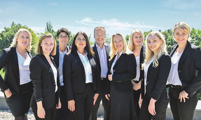 Das Verkaufsteam von Haferkamp Immobilien aus Harburg und Seevetal Foto: Haferkamp Immobilien