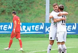 Starkes Duo: Niclas Füllkrug und Felix Klaus wechselten sich beim 2:4 gegen Kayserispor mit dem Toreschießen ab.