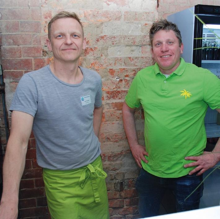 Die neuen Betreiber Lars Kummrow (li.) und Oliver Pardey. Die neuen Betreiber Lars Kummrow (li.) und Oliver Pardey.