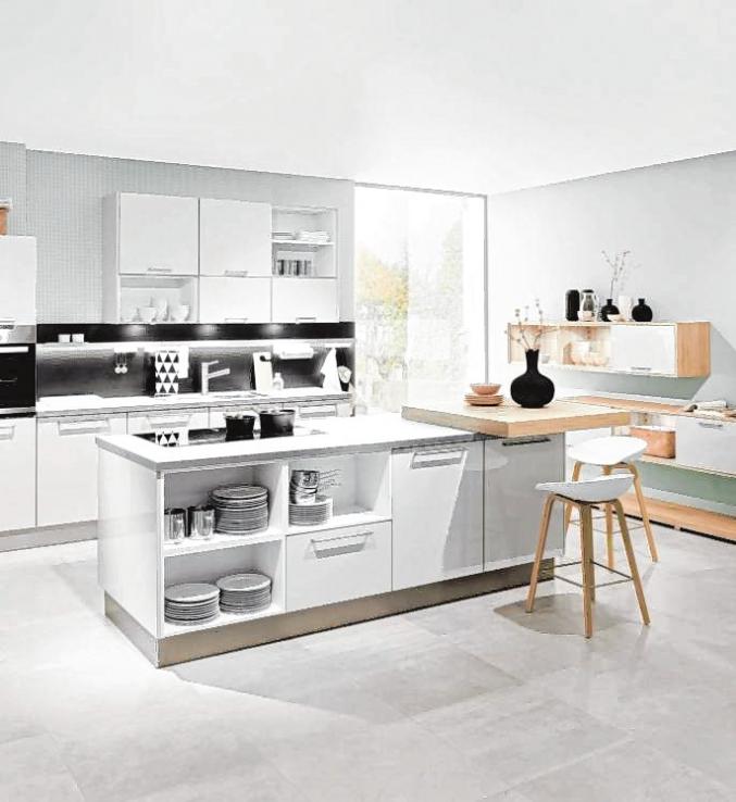 In modernen Küchen gibt es oft eine Theke mit Barhockern, zum Beispiel für das kleine Frühstück, wenn es schnell gehen muss. In modernen Küchen gibt es oft eine Theke mit Barhockern, zum Beispiel für das kleine Frühstück, wenn es schnell gehen muss.