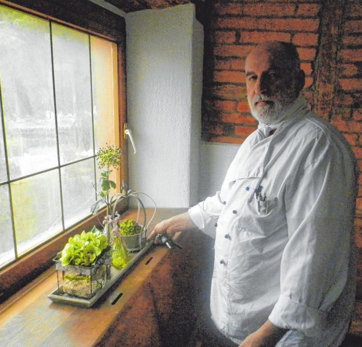 Ludwig Zwerger sorgt für ein tolles gastronomisches Angebot. FOTO: MADER