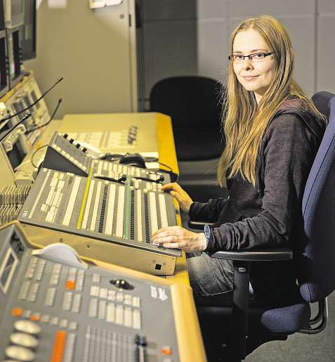 Jana Oehm (23) steuert als Mediengestalterin unter anderem Fernsehsendungen Roland Magunia