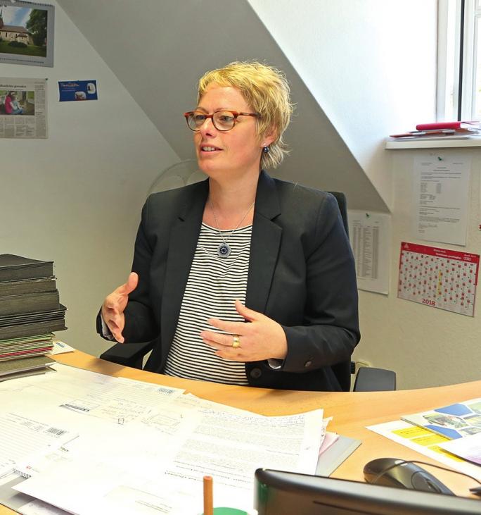 Ansprechpartnerin ist die Gleichstellungsbeauftragte für alle Bürgerinnen und Bürger. Ansprechpartnerin ist die Gleichstellungsbeauftragte für alle Bürgerinnen und Bürger.
