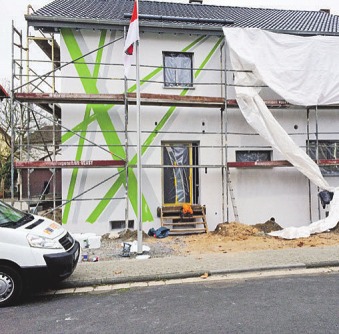 Energieberater begleiten die Modernisierung des Eigenheims über alle Phasen hinweg  Foto: djd/Qualitätsgedämmt