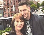 Der Neu-Münchner Niklas Süle entspannte mit seiner Mutter in New York.