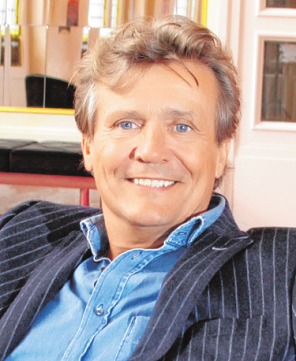 Jochen Kowalski tritt zum zweiten Mal bei den Jüdischen Kulturtagen auf. DUMMER Jochen Kowalski tritt zum zweiten Mal bei den Jüdischen Kulturtagen auf. DUMMER
