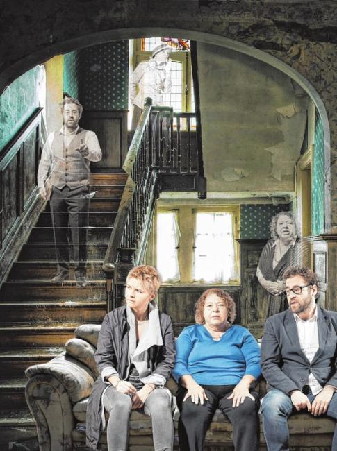 (Von links) Katka Reszke, Mary Berchard und Michael Rubenfeld JEREMY MIMNAUGH/MAGDA RUBENFELD KORALEWSKA (Von links) Katka Reszke, Mary Berchard und Michael Rubenfeld JEREMY MIMNAUGH/MAGDA RUBENFELD KORALEWSKA