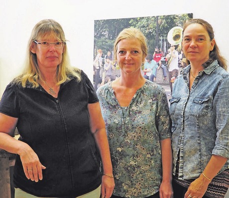Inhaberin Birgit Vautz (l.) mit ihren Mitarbeiterinnen Simone Petersen und Monika Henze Foto: cs