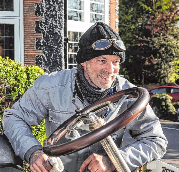 Oldtimer-Experte: Michael Plag BILD: CRAIG PUSEY/DAIMLER AG/DPA-TMN Oldtimer-Experte: Michael Plag BILD: CRAIG PUSEY/DAIMLER AG/DPA-TMN