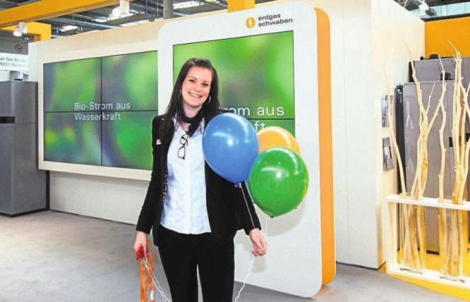 In Halle 5 stehen erdgas-Experten bei Fragen zu Stromselbstversorger oder moderne Heiztechnik mit Rat und Tat zur Seite. Foto: erdgas schwaben In Halle 5 stehen erdgas-Experten bei Fragen zu Stromselbstversorger oder moderne Heiztechnik mit Rat und Tat zur Seite. Foto: erdgas schwaben