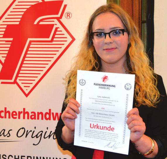 Die aktuellen Jahrgangsbesten der Azubis mit Abschluss im Hamburger Fleischerhandwerk: Fleischerei-Fachverkäuferin Lara Jedamzik