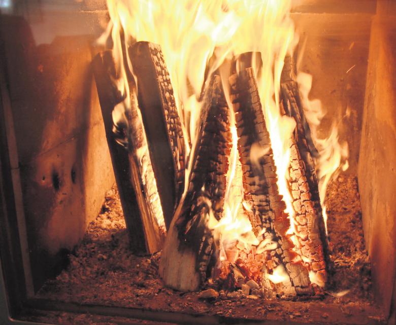 Gemütliches Feuer im Kamin: Diese Regeln sind zu beachten - Sonstiges