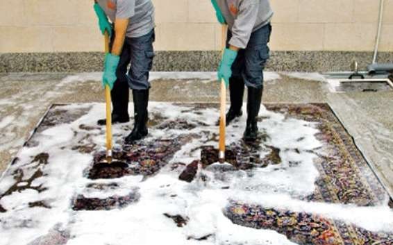 Die Teppichexperten raten zu einer regelmäßigen Wäsche und Imprägnierung des Teppichs. FOTO: HFR Die Teppichexperten raten zu einer regelmäßigen Wäsche und Imprägnierung des Teppichs. FOTO: HFR