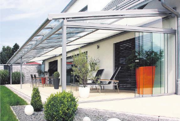 Den Kombinationsmöglichkeiten und Variationen der Terrassendächer sind keine Grenzen gesetzt. Den Kombinationsmöglichkeiten und Variationen der Terrassendächer sind keine Grenzen gesetzt.