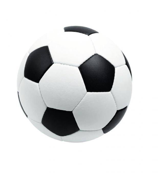 Bier und Ball machen das Reisevergnügen rund. Bier und Ball machen das Reisevergnügen rund.