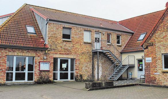 Der Gemeindesaal befindet sich in der Alten Schmiede in Damshagen.