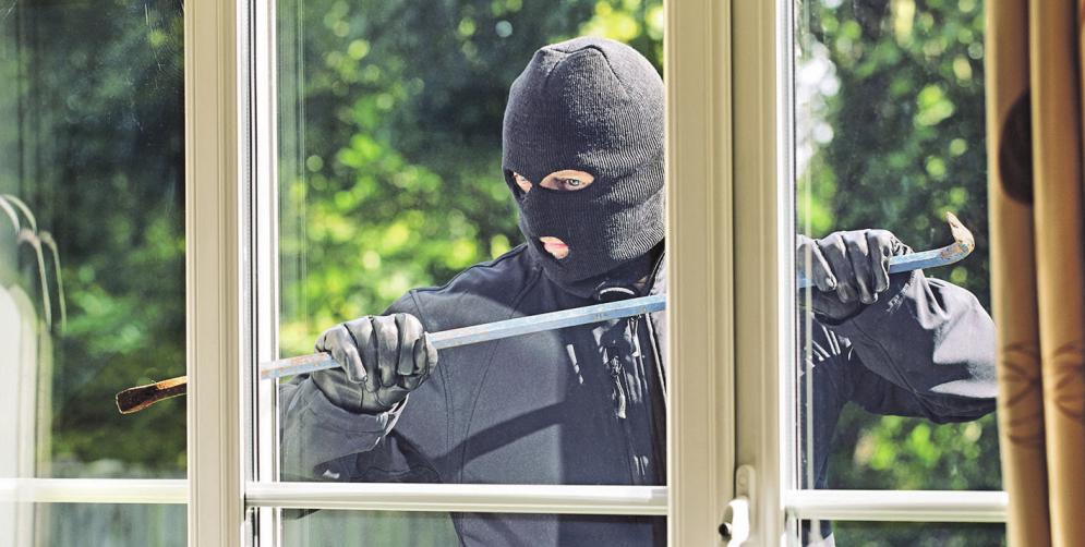 Wer sein Zuhause besser vor Langfingern schützen will, kann dafür staatliche Zuschüsse in Anspruch nehmen. Foto: djd/LISTENER Sicherheitssysteme GmbH/thx Wer sein Zuhause besser vor Langfingern schützen will, kann dafür staatliche Zuschüsse in Anspruch nehmen. Foto: djd/LISTENER Sicherheitssysteme GmbH/thx