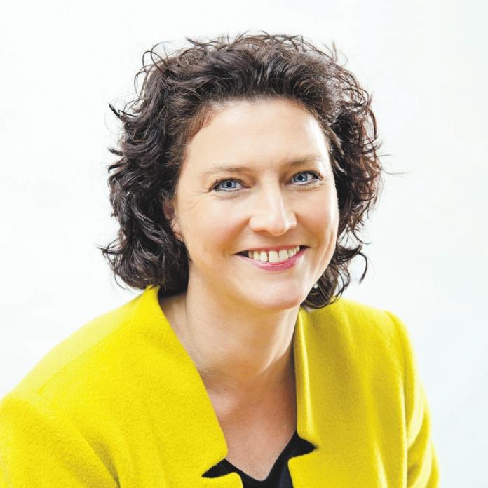 Dr. Carola Reimann Dr. Carola Reimann