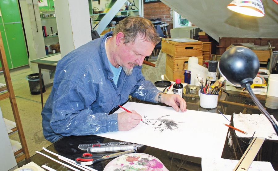 2017 hat Walter Winter ein Atelier auf Burg Neuhaus bezogen. 2017 hat Walter Winter ein Atelier auf Burg Neuhaus bezogen.