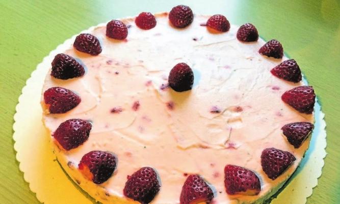 Schlemmen ist angesagt. Wie wär’s am Wochenende mit einem Stück leckeren Kuchen und dazu Kaffee oder Tee in der Grundschule? Und am Dienstag, 25. September, gestaltet die Raiffeisenbank Schwabmünchen das Programm. Der Wirt spendiert allen Kindern im Festzelt ab 14 Uhr – während des Kindernachmittags – Spaghetti mit Tomatensoße, solange der Vorrat reicht. Foto: Verein Adventure Rapis Schlemmen ist angesagt. Wie wär’s am Wochenende mit einem Stück leckeren Kuchen und dazu Kaffee oder Tee in der Grundschule? Und am Dienstag, 25. September, gestaltet die Raiffeisenbank Schwabmünchen das Programm. Der Wirt spendiert allen Kindern im Festzelt ab 14 Uhr – während des Kindernachmittags – Spaghetti mit Tomatensoße, solange der Vorrat reicht. Foto: Verein Adventure Rapis