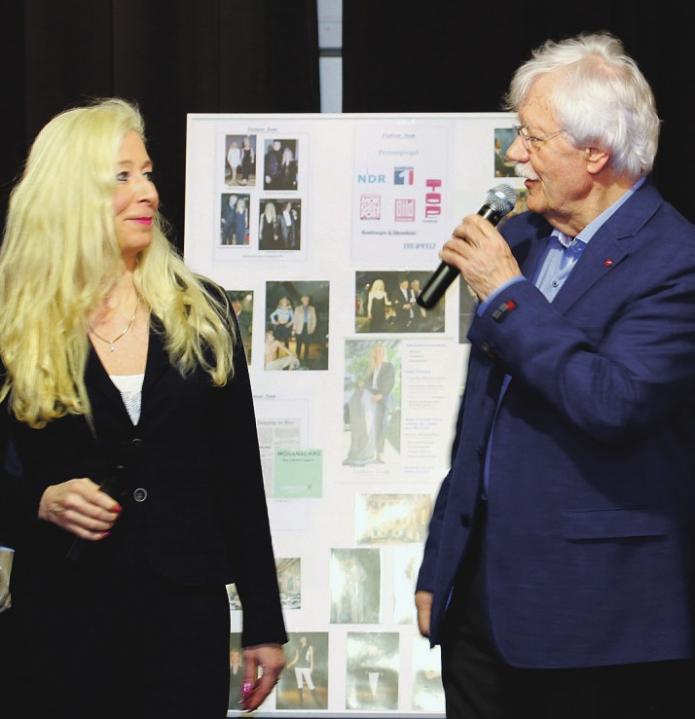Claudia Zierke, Inhaberin von „Fashion Team and friends“, freut sich auf NDR-Moderator Carlo von Tiedemann