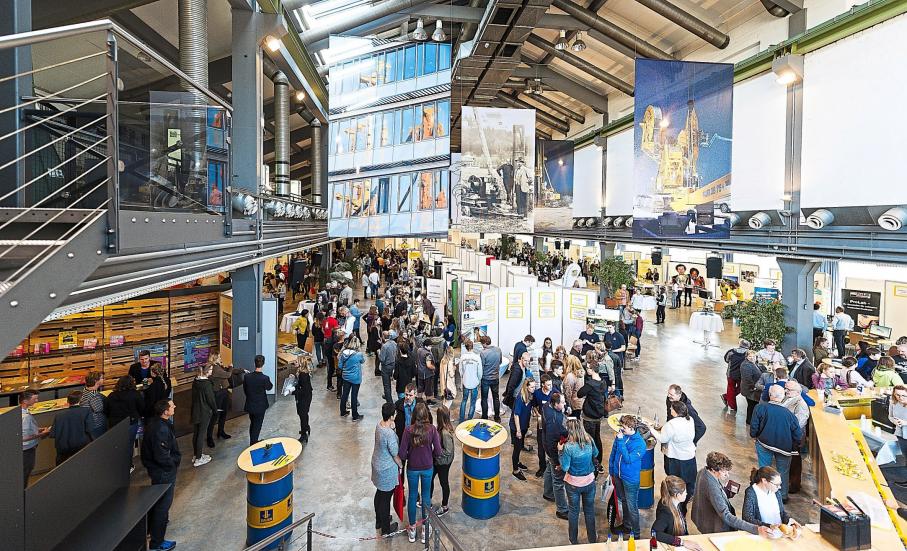 48 Unternehmen sind am morgigen Samstag am Berufsfindungstag Schrobenhausen dabei, um interessierte Schülerinnen und Schüler aus der Region zu treffen. Foto: Haimer GmbH 48 Unternehmen sind am morgigen Samstag am Berufsfindungstag Schrobenhausen dabei, um interessierte Schülerinnen und Schüler aus der Region zu treffen. Foto: Haimer GmbH