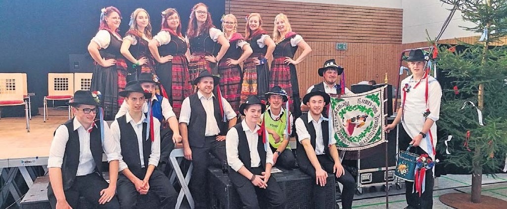 Mengersgereuth-Hämmern lädt herzlich zur diesjährigen Kirmes ein. Fotos: Trachtenverein Mengersgereuth-Hämmern lädt herzlich zur diesjährigen Kirmes ein. Fotos: Trachtenverein