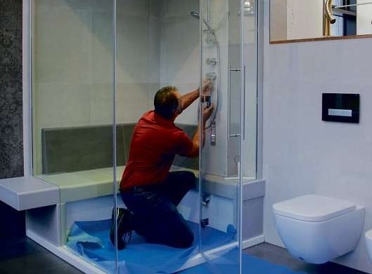 Badezimmer werden von Profis bis ins Detail durchdacht, um lange Jahre maximalen Komfort zu bieten. Foto: Die Badgestalter/txn