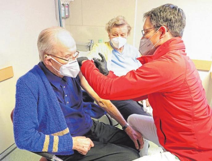 Nach Ostern sollen die Hausärzte auch massiv impfen