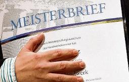 Meistergründungsprämie: Beantragung über die Handwerkskammern
